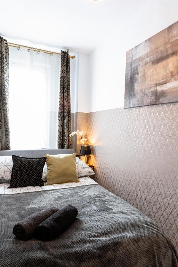 Clicktheflat Conrada Apart Rooms Warschau Exterior foto